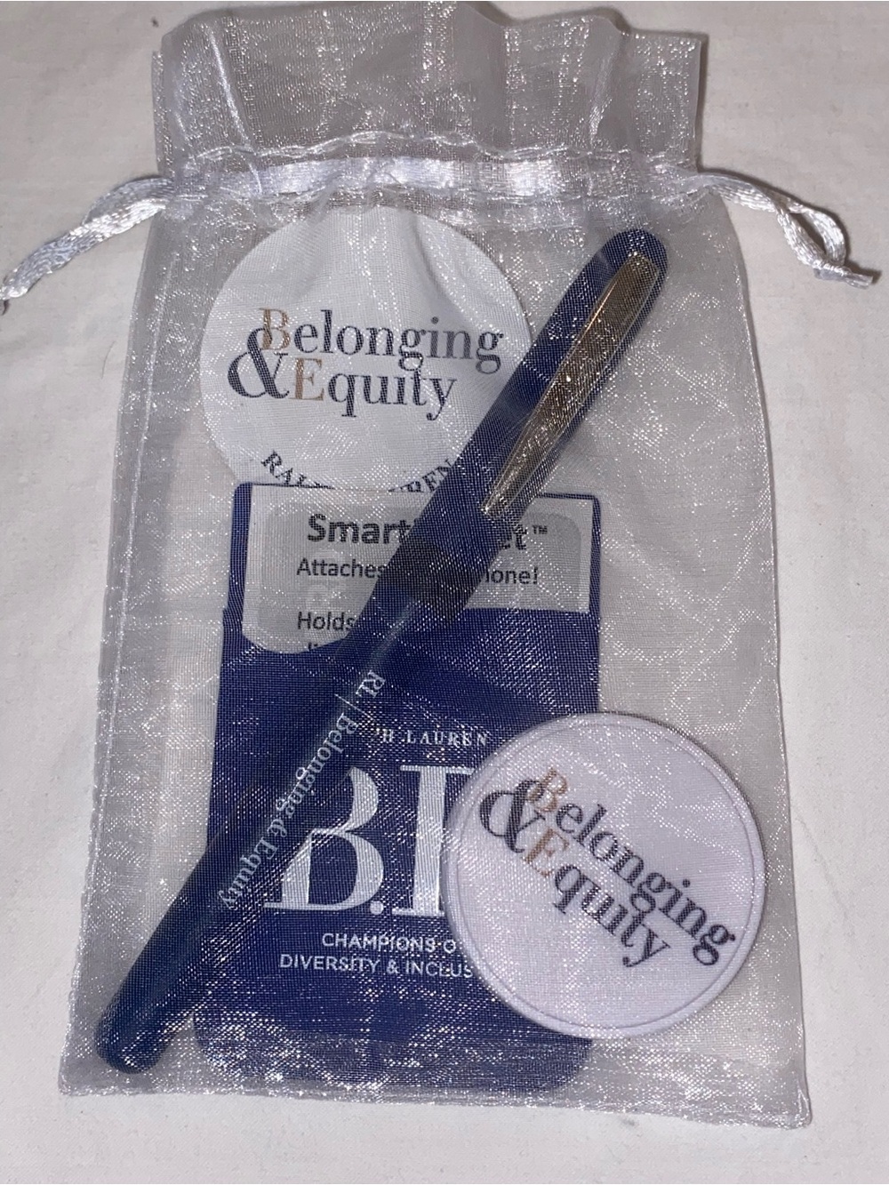 Ralph Lauren White and Navy Branded Pen & PopSocket Set